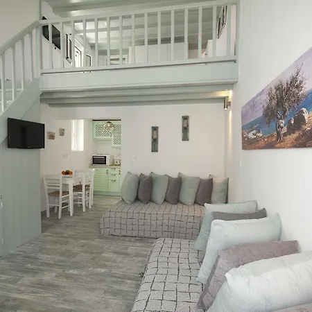 アパート Anna's House